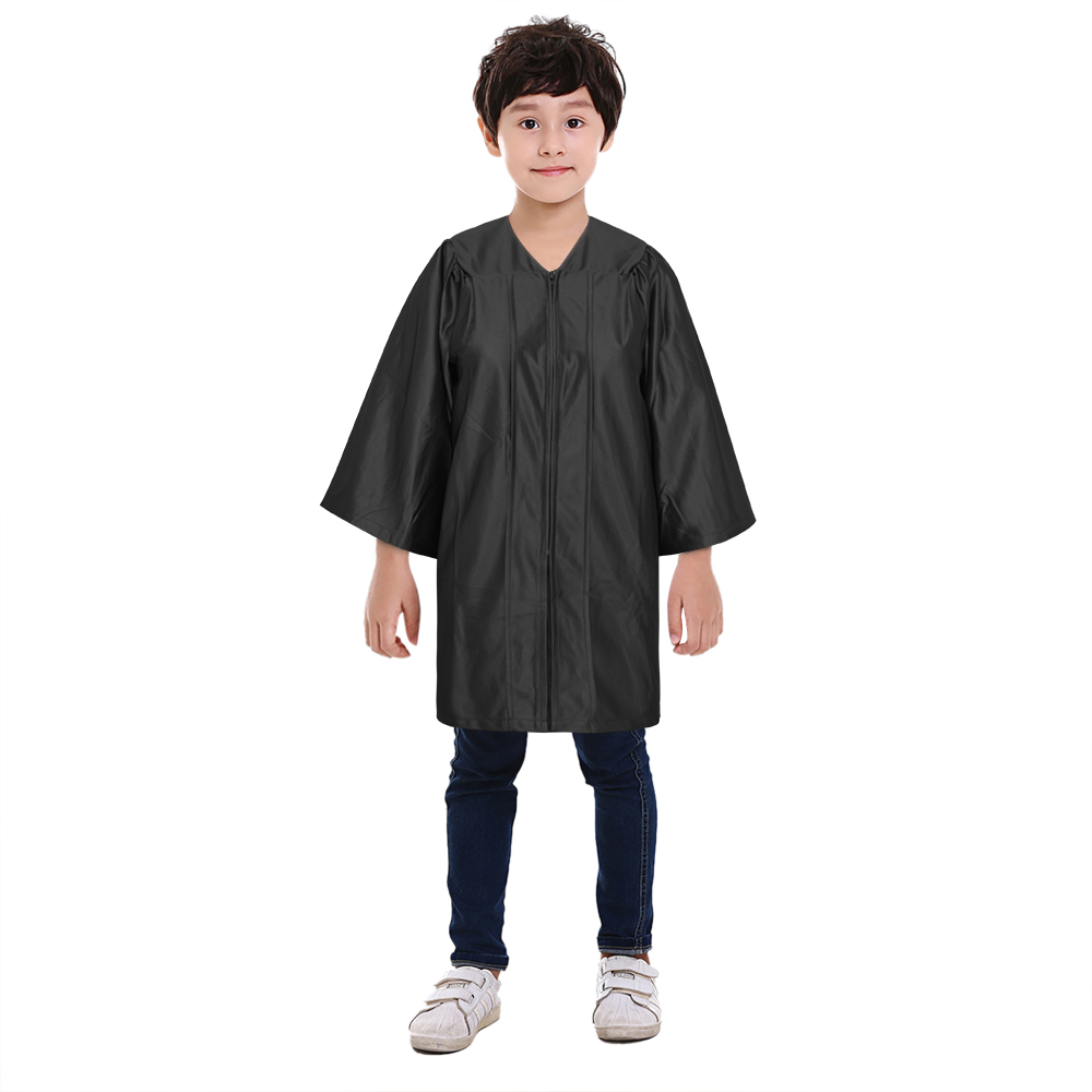 how to wear the collar on a graduation gown